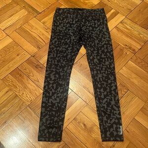 Reebok leggings size medium